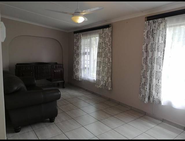 2 BEDROOM TOWNHOUSE FOR SALE IN ARBORETUM